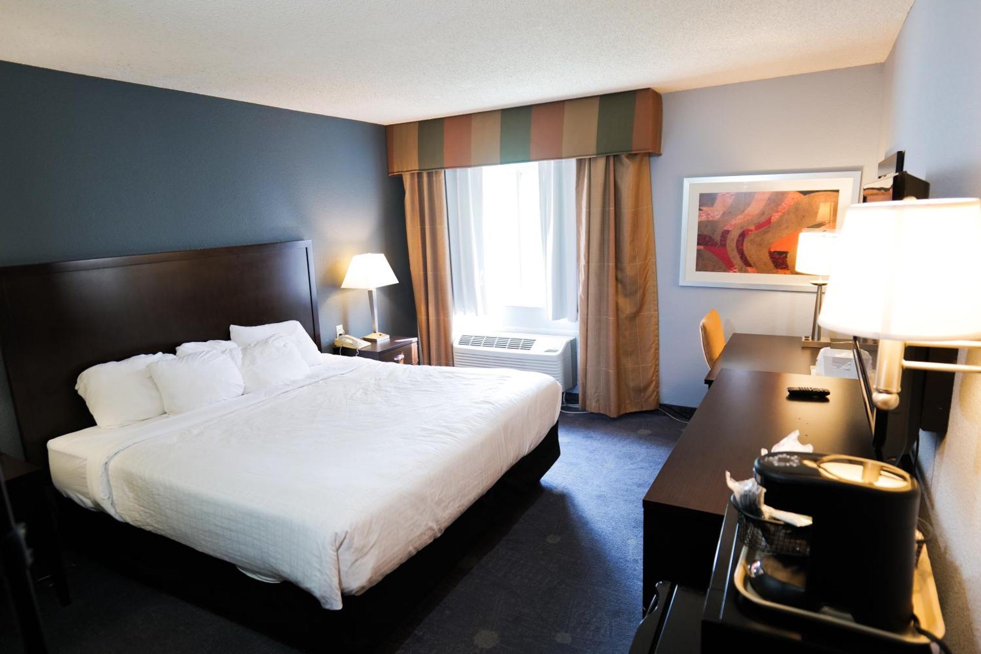 Baymont By Wyndham Flint Airport North Exterior foto