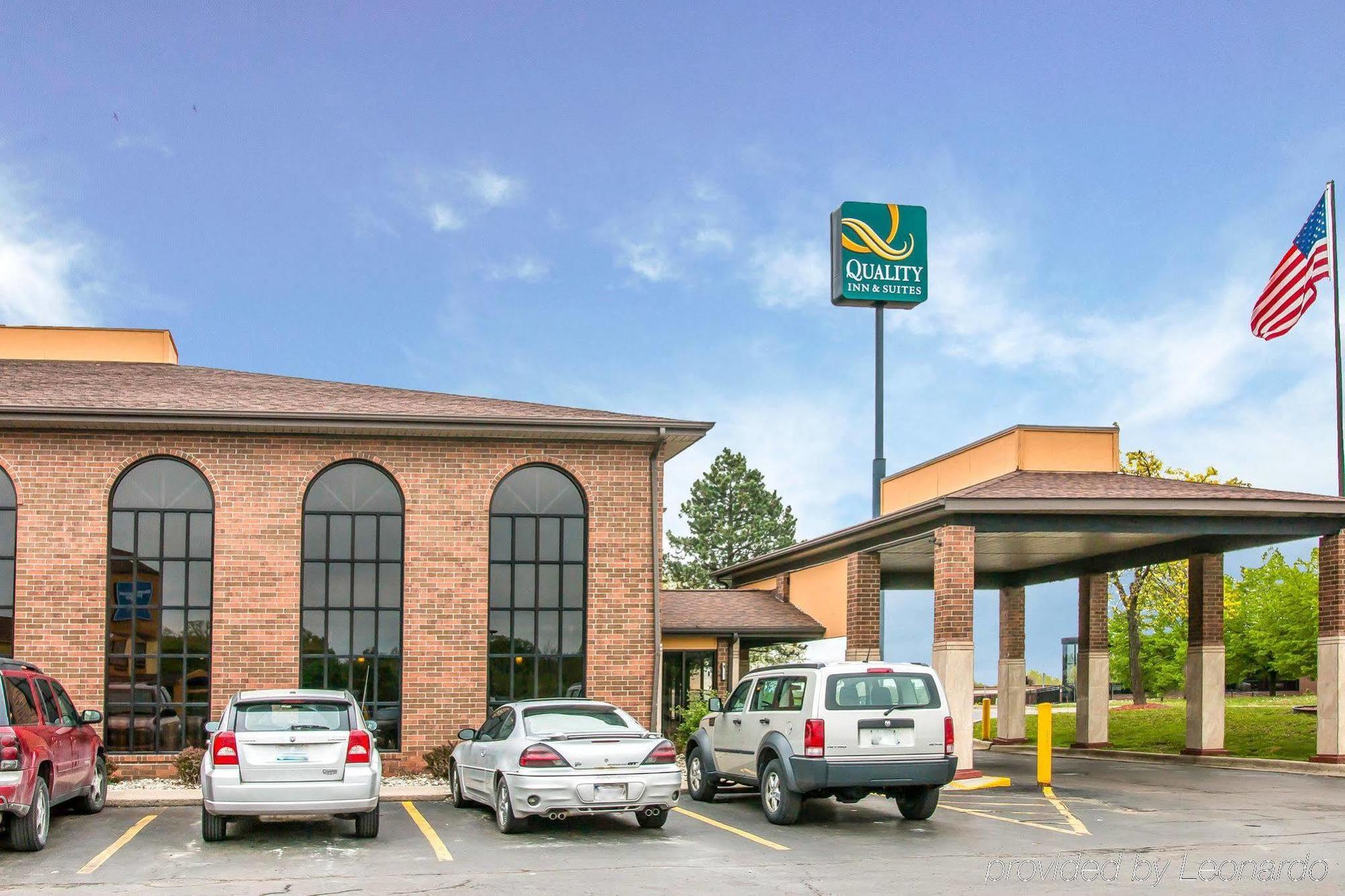 Baymont By Wyndham Flint Airport North Exterior foto